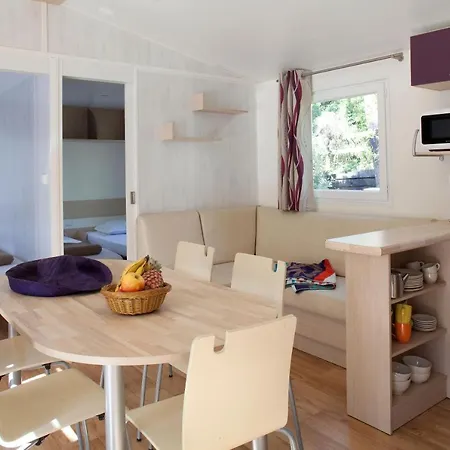 Du Val De L'eyre * Salles (Gironde)