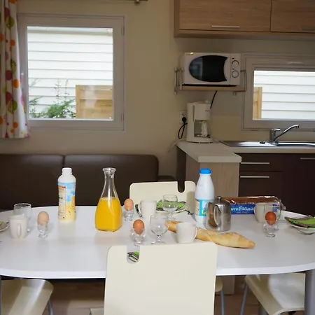 Du Val De L'eyre Campsite Salles (Gironde)