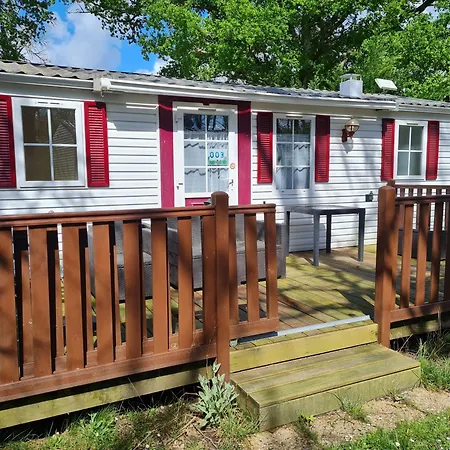 Campsite Du Val De L'eyre