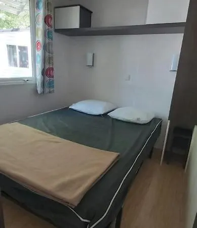 Du Val De L'eyre Campsite