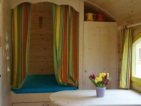 Du Val De L'eyre Campsite Salles (Gironde)