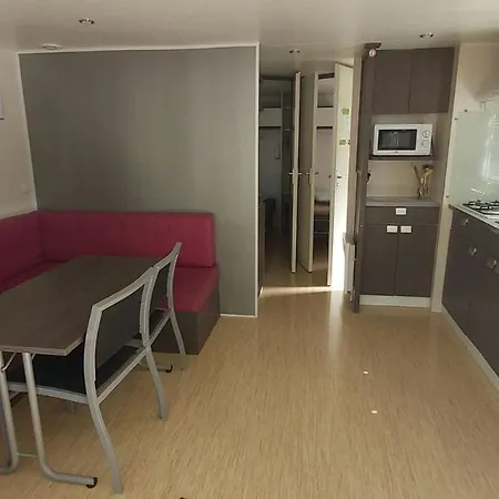 Campsite Du Val De L'eyre