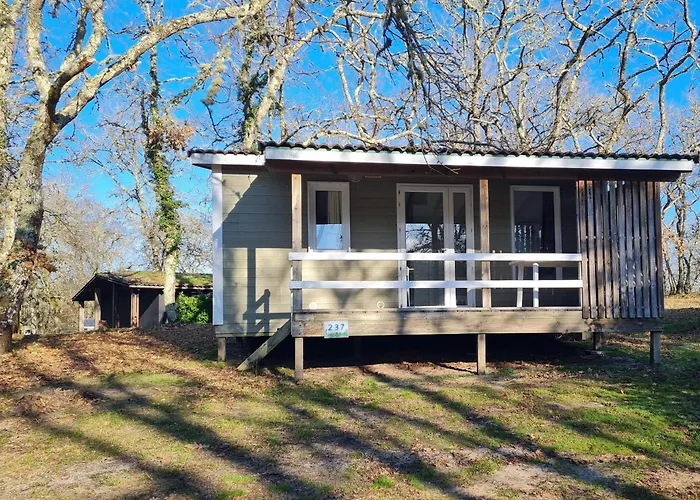 Du Val De L'eyre 萨莱